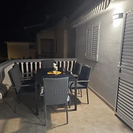 Apartmán Julija Pirovac